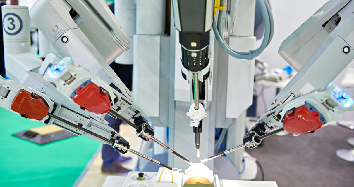 Warszawa: pierwsze na Mazowszu operacje ginekologiczne z użyciem robota da Vinci