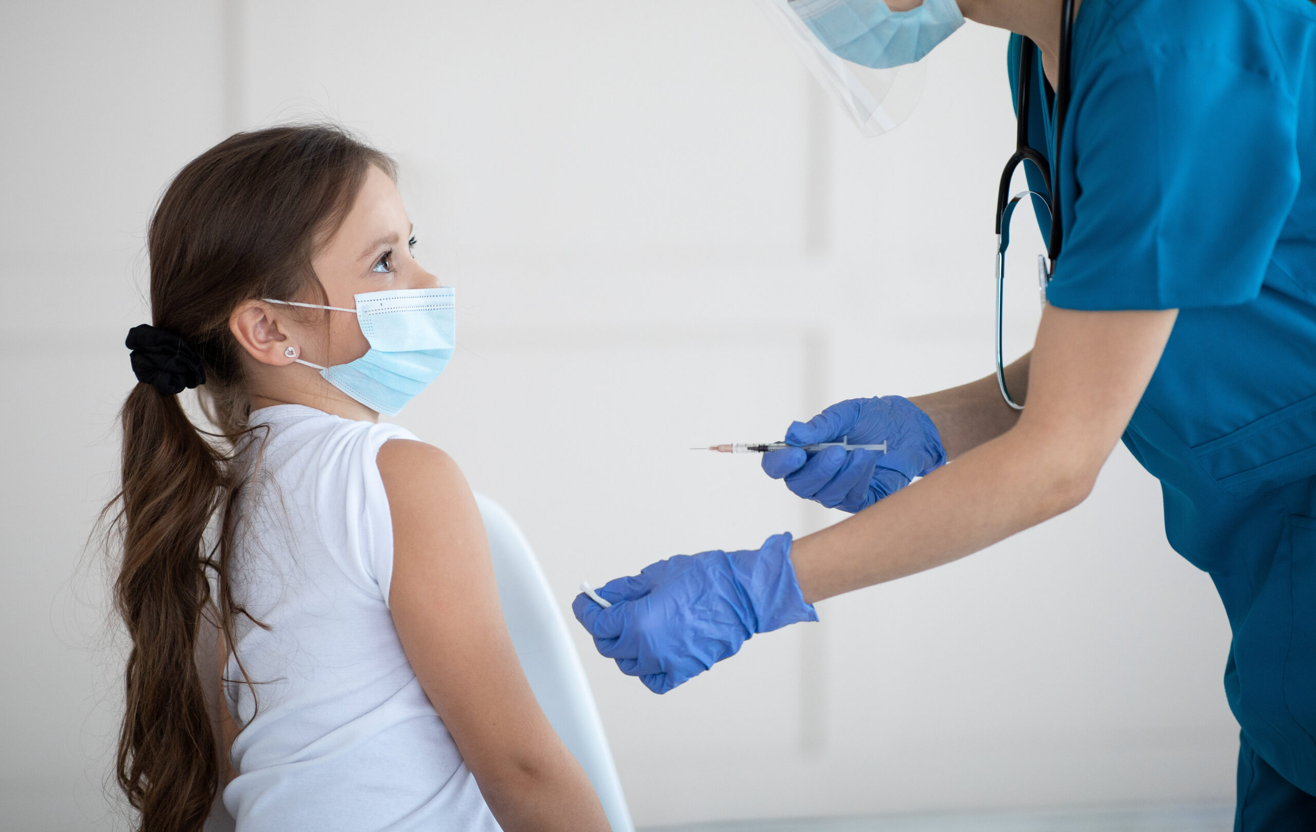Andrusiewicz: w listopadzie zapadnie decyzja o możliwość szczepień przeciw COVID-19 dzieci od 5 do 12 r.ż.